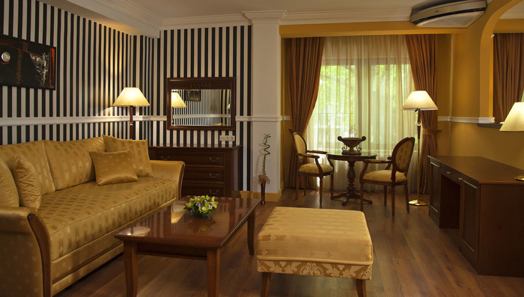 Oborishte Hotel vintage room living area and interior